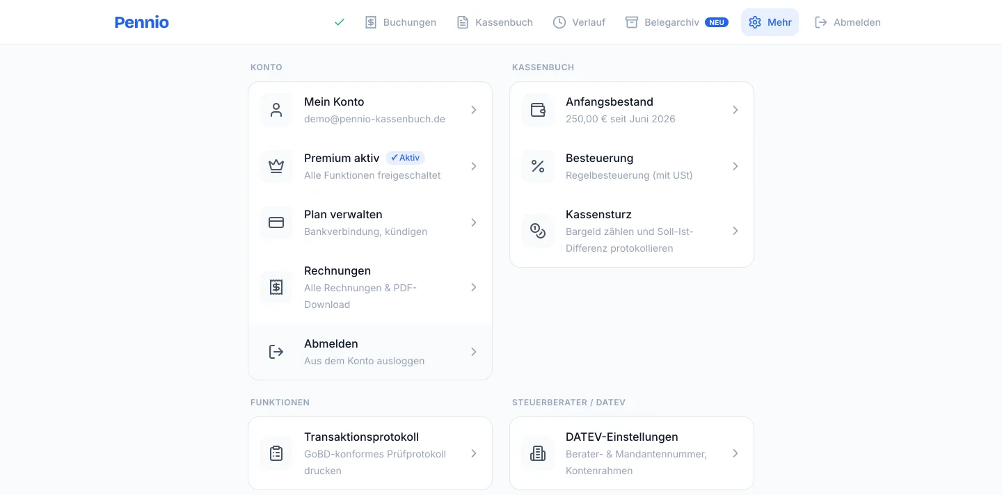 Einstellungen im Online-Kassenbuch: Premium aktiv, Anfangsbestand, Besteuerung (Regelbesteuerung mit USt), GoBD-Prüfprotokoll und DATEV-Einstellungen